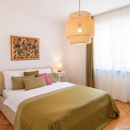 Julie City Centre Porec Apartment Ngoại thất bức ảnh