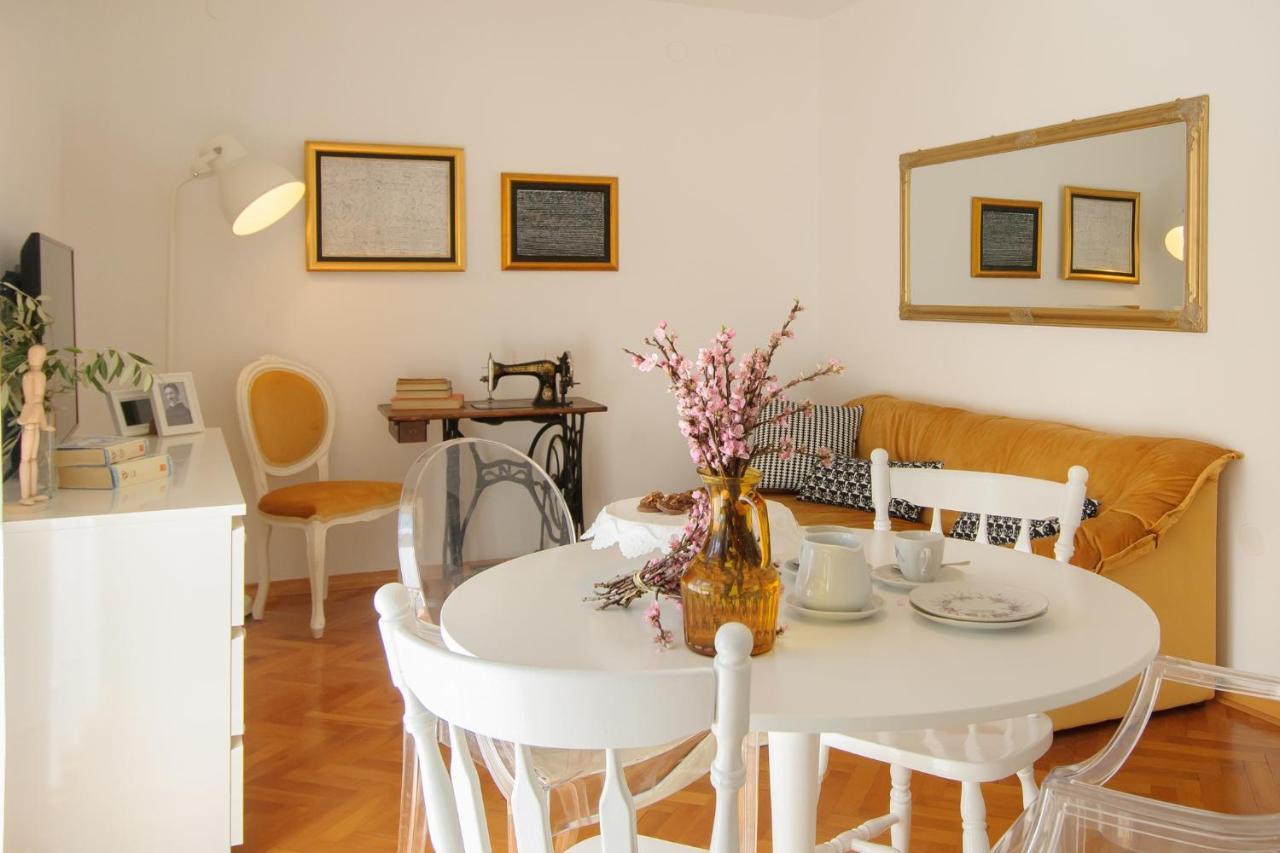 Julie City Centre Porec Apartment Ngoại thất bức ảnh