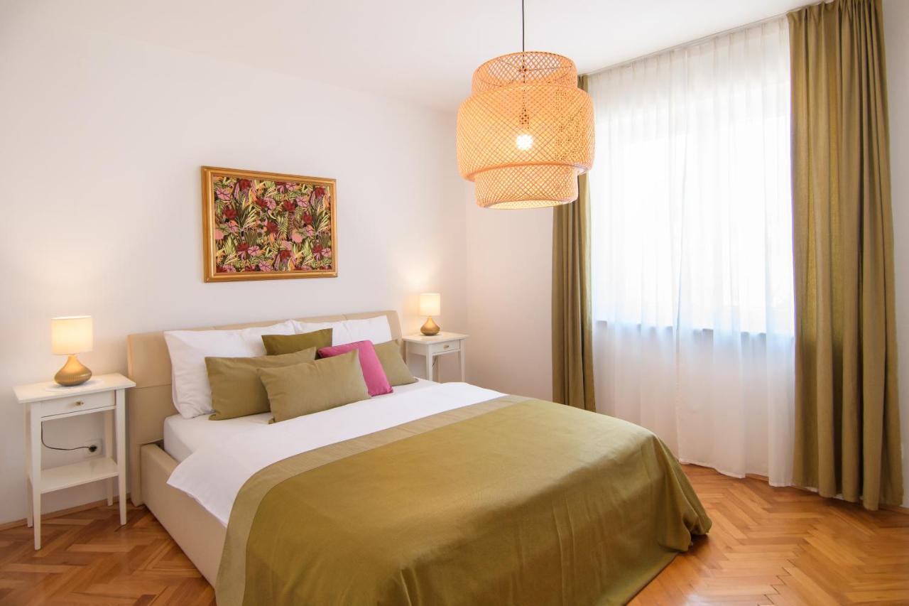 Julie City Centre Porec Apartment Ngoại thất bức ảnh
